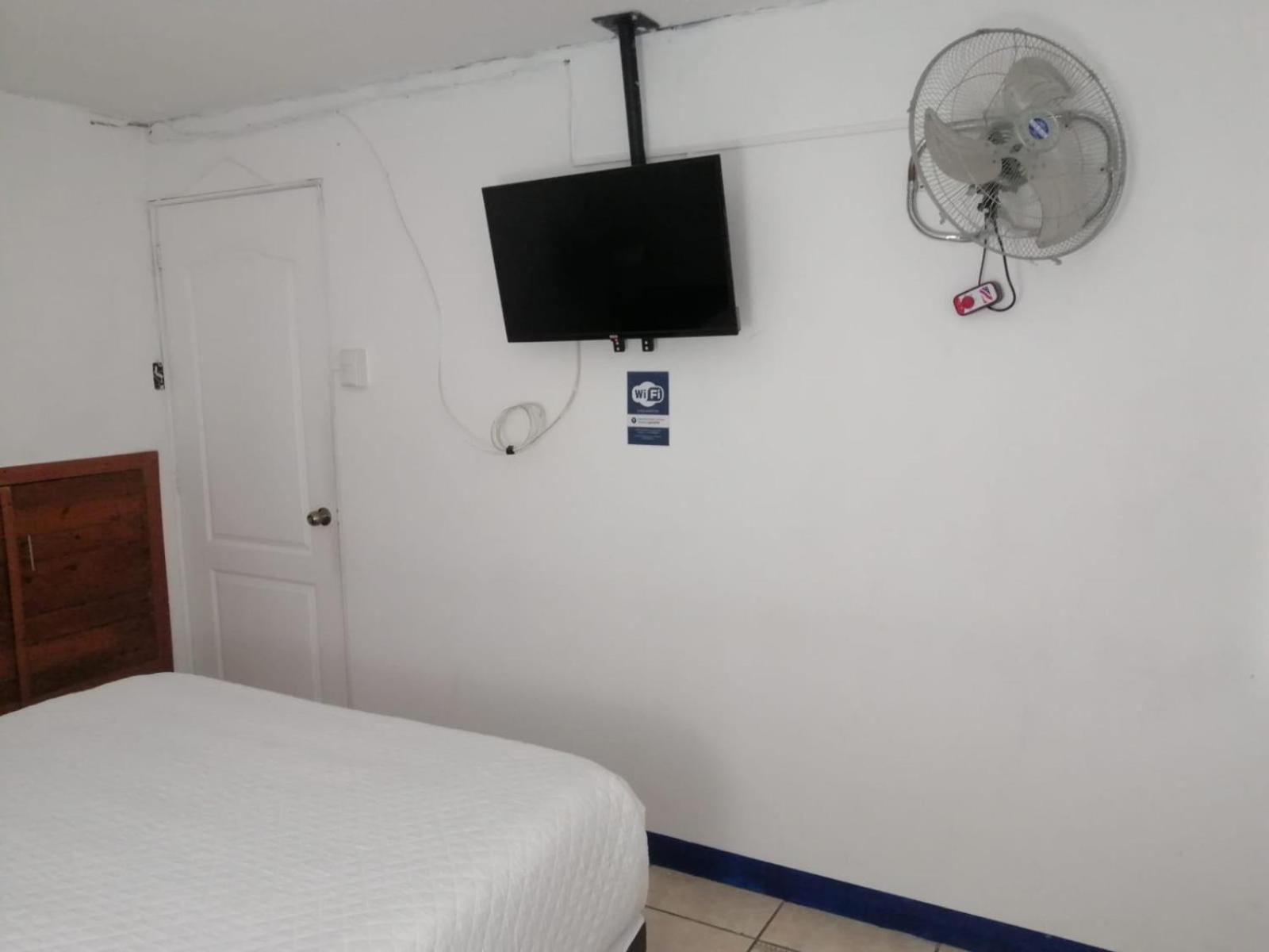 Global Airport Inn Free Shuttle Guatemala City Luaran gambar